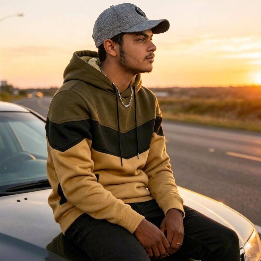 🧥 Men's Fleece Stitched Hoodie
